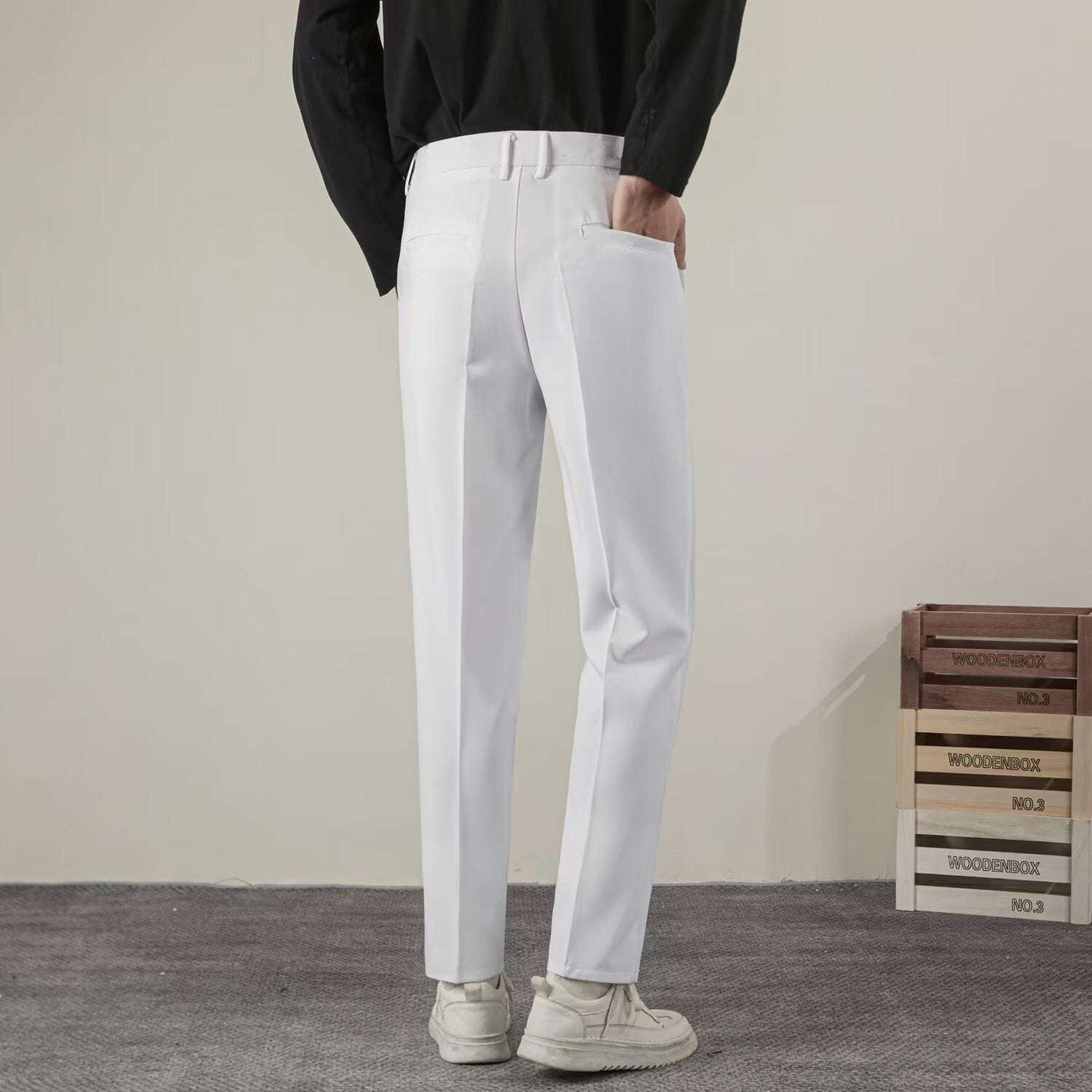 Pantaloni Classici con Chiusura Estesa
